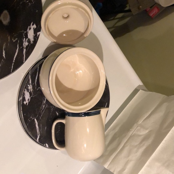 Kitchen Glassware - Picture 3 of 14